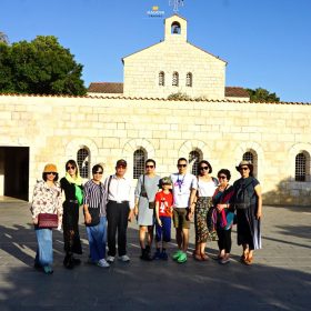 church-of-multiplication-nha-tho-chua-hoa-banh-ca-ra-nhieu-israel