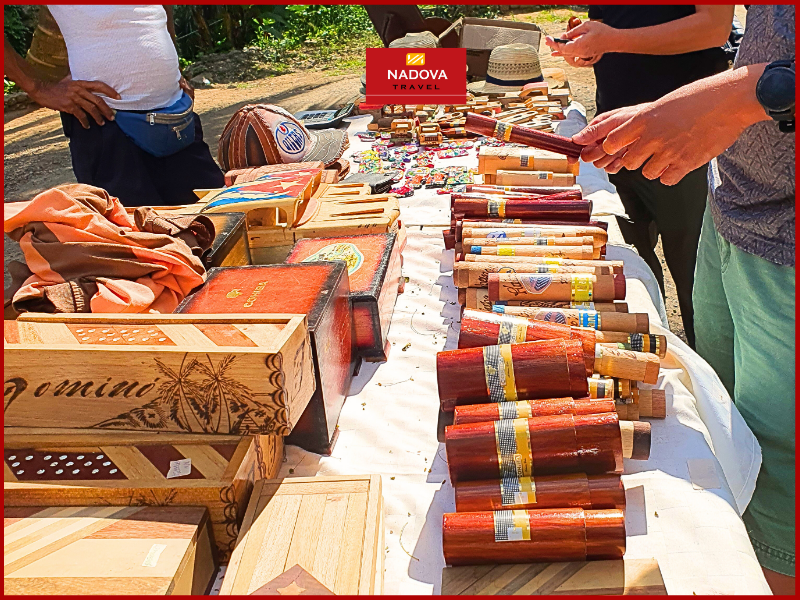 Xì gà Cuba là biểu tượng tinh túy của Cuba – sự kết tinh giữa đất, nắng, bàn tay nghệ nhân và niềm tự hào dân tộc của người dân đất nước này